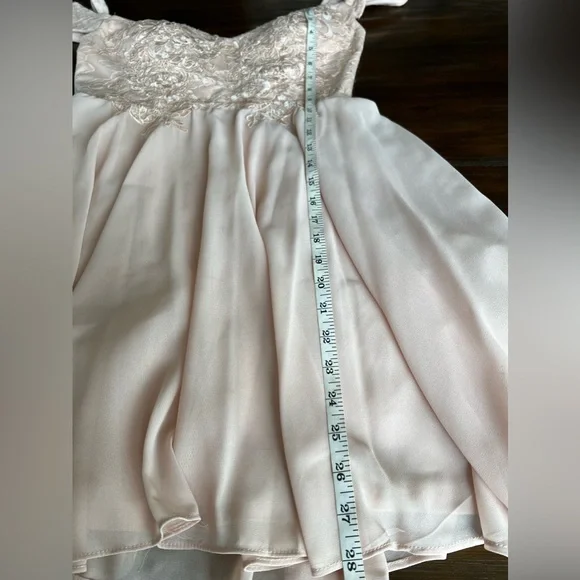 Blush Pink A-line Dress with Sweetheart
Neckline - Picture 4 of 5